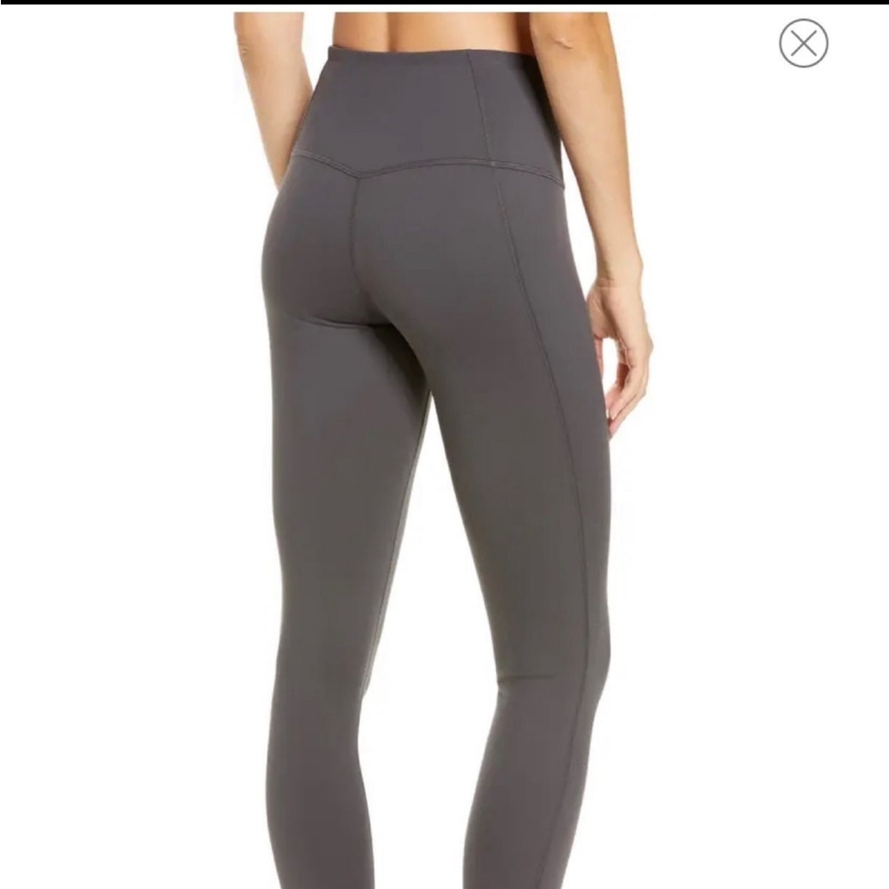 Zella - Live in high waist leggings